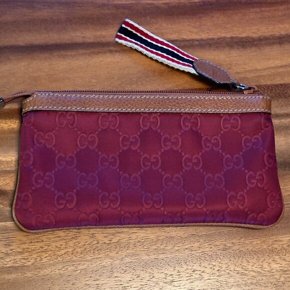 GUCCI ~ Accessory Pouch - Picture 1 of 6